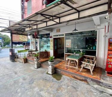 Bang Phlat Apartment | Ratanawong Place 557