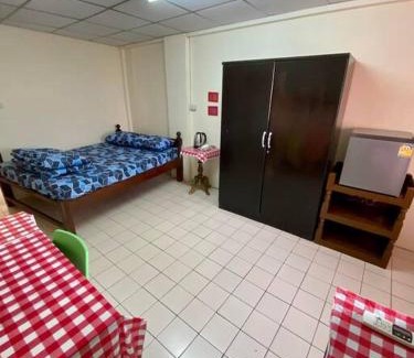 Bang Phlat Apartment | Ratanawong Place 557