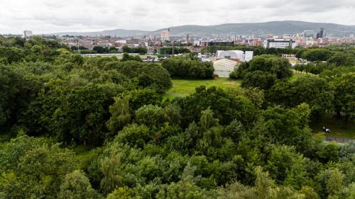 Belfast House | Raven Willow