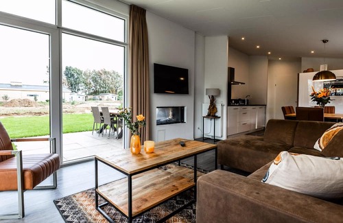 Gasthuis Villa | Ravenbosch - Fireplace & Garden shed