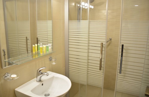 Al Jubeiha Hotel | Rawa hotel Suites