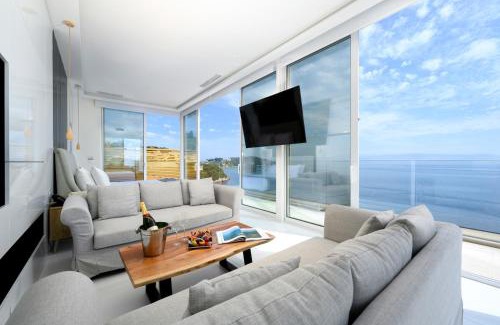 Perama Hotel | Ray Hotel Corfu