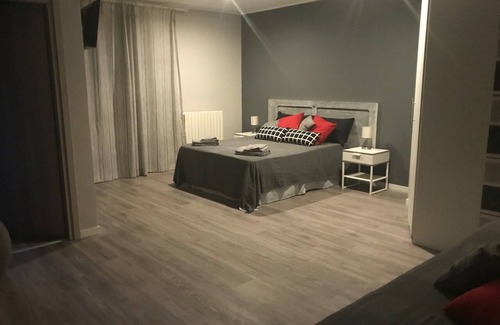 Municipio 2 House | Raya 28