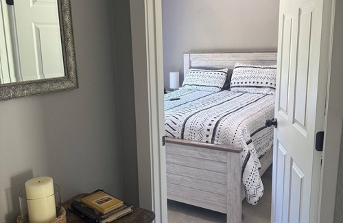 Brookeland House | Rayburn Resort Retreat ~ Sleeps 4 w/Covered Boat Parking