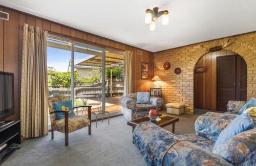 Tootgarook House | Raymond Coastal Cottage