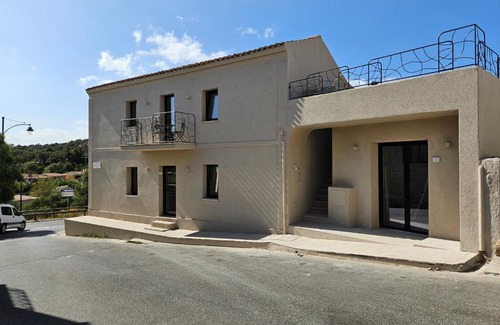 San Pantaleo House | Rayuela Suites San Pantaleo