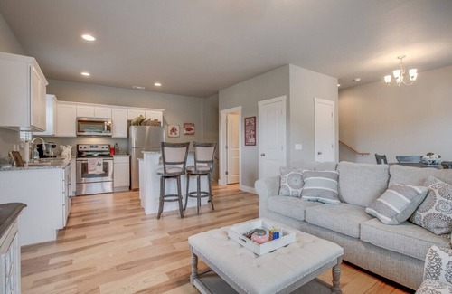 Fayetteville House | Razorback Getaway Close to University!