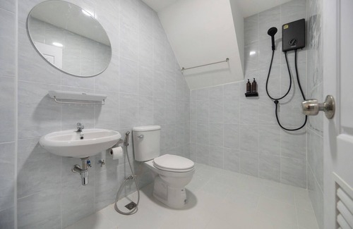 Pom Prap Apartment | RB10 Arun Sa Wad Chinatown 101