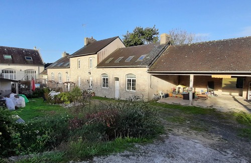 Ploneour-Lanvern House | Rdc de Maison Plein Pied 2 Chambres 2 SDB Terrasse Jardin 10 mn des Plages