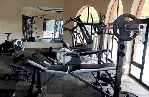 Victoria Falls Villa | Regina Francesca Villa. Diversa