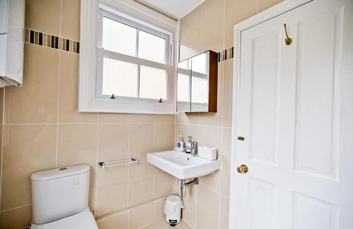 Reading City Centre Apartment | Readings Most Stunning Duplex