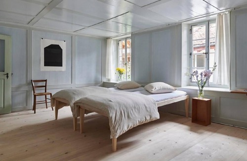 Twann House | Rebarbeiterhaus-Vacation in architectural monument