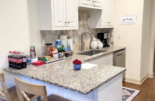 Oxford House | Rebel Getaway 5 Miles From Campus