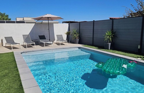 Serignan Villa | Recent comfortable villa : private heated swimming pool and close to the beaches