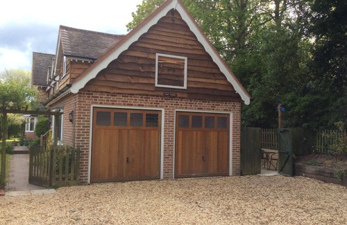New Forest District Apartment | Recent loft conversion custom built for discerning travelers and holiday makers.