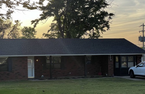 Ada House | Recently remodeled, enjoy just outside city limits, country space