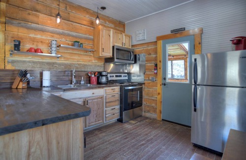 Creede House | Recently Remodled | Charming Home | Spectacular Views of Creede
