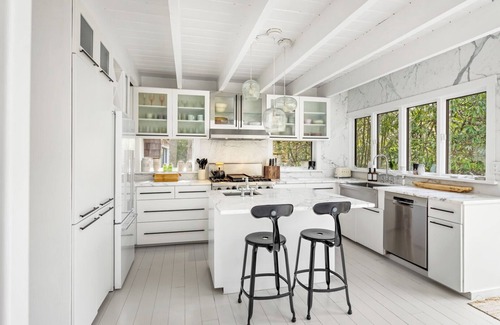Springs House | Recently Renovated Designers Oasis in East Hampton, Close to Beaches, Great.