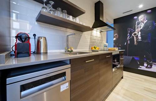 El Camp de l'Arpa del Clot Apartment | Recently renovated 2 bed apartment in the center