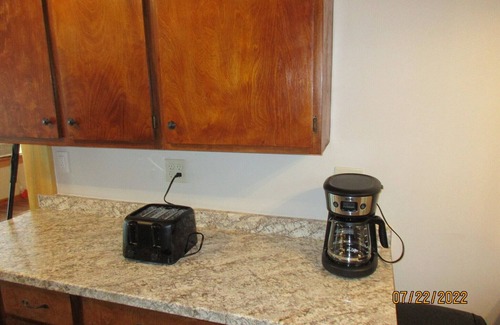 Branchport Cabin | Recently Renovated 3 BR (Jewel) in the Heart of Finger Lakes