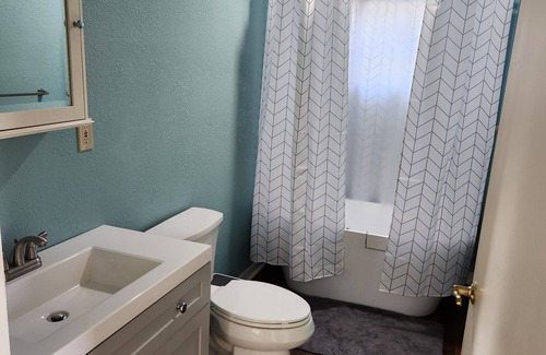 Fort Bragg House | Recently Renovated Cottage Located 2 Blocks From Ocean & Coastal Trails
