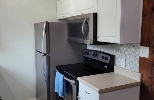 Crestline Area Apartment | Recently Renovated close to Dickies Arena