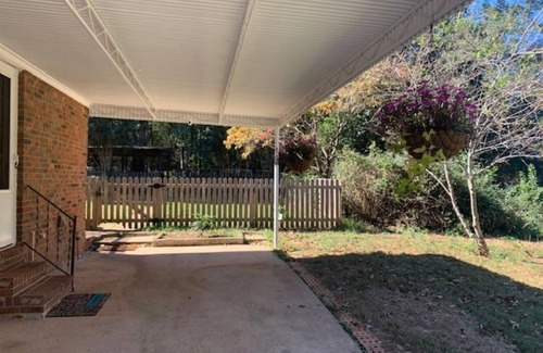 Athens House | Recently Renovated home minutes from UGA and DT