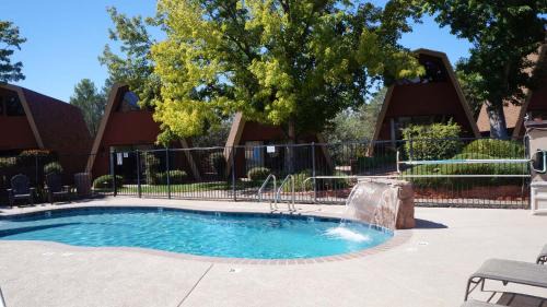 Oak Creek Resort | Red Agave Resort