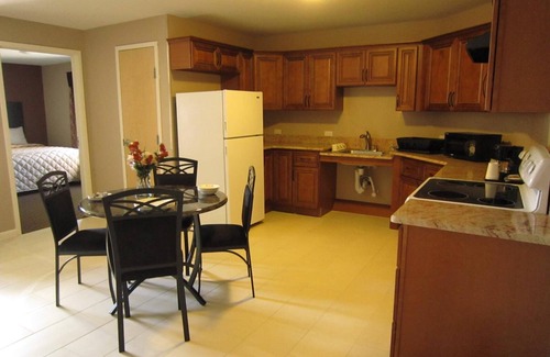 Monmouth Junction Hotel | Red Carpet Inn And Suites Monmouth Jtc