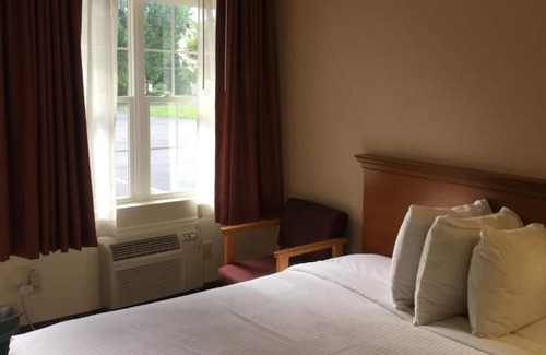 Cooperstown Hotel | Red Carpet Inn & Suites Cooperstown