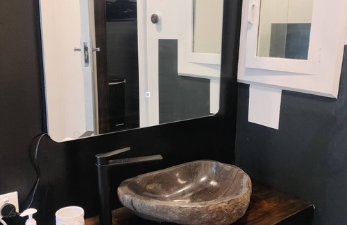 Invercargill City Centre Apartment | Red Door Dee Street