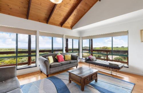 Gnarabup House | Red Door - Enjoy Exclusive Front Row Sunsets from the Balcony & Walks to the Surf in Gnarabup