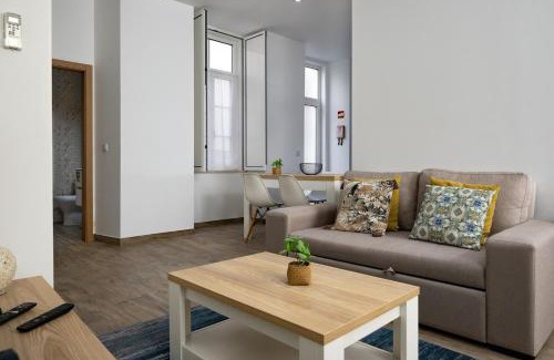 Figueira da Foz Apartment | Red Door Flat by Trip2Portugal