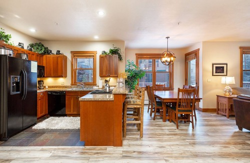 Keystone Condo | Red Hawk Townhomes by Summit County Mountain Retreats