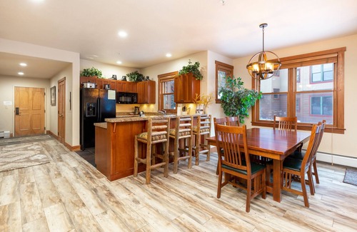 Keystone Condo | Red Hawk Townhomes by Summit County Mountain Retreats