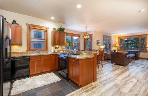 Keystone Condo | Red Hawk Townhomes by Summit County Mountain Retreats
