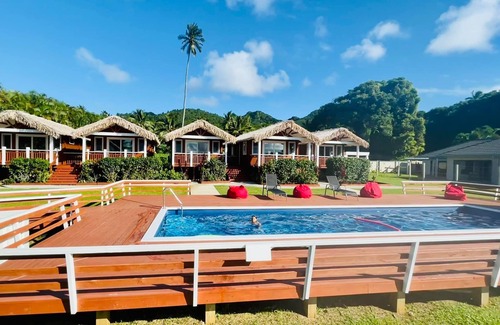 Rarotonga Villa | Red Hibiscus Villa 3