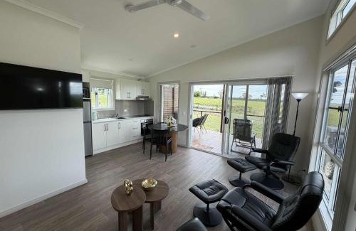 Walcha Apartment | Red Hill Cabin#2 - 2-bedroom