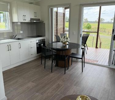 Walcha Apartment | Red Hill Cabin#2 - 2-bedroom