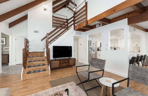 Three Rivers House | Red Hill Retreat w Spa @Gate to Natl Park