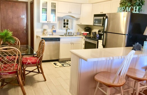 Myrtle Beach Condo | RED HOT & GORGEOUS! Overlooks the Ocean & Pool! Steps 2 Beach! Enjoy 10% OFF NOW