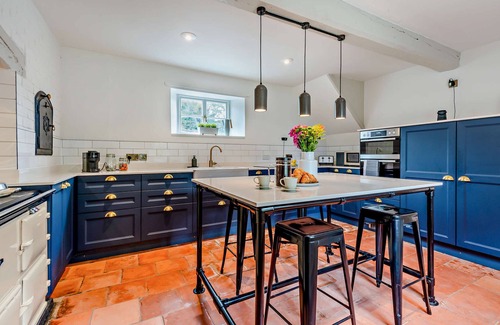 Methwold House | Red House - Five Bedroom House, Sleeps 12