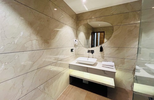 Hisar Hotel | RED LEAF HOTELS