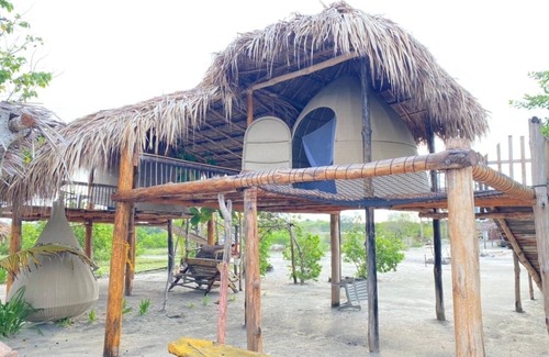 Costa Caribe House | RED MOON HOUSE IN FRONT OF THE SEA