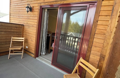 Rossland Condo | Red Mtn views, Ski/bike in, 2 bed, 2 bath condo. Fireplace!