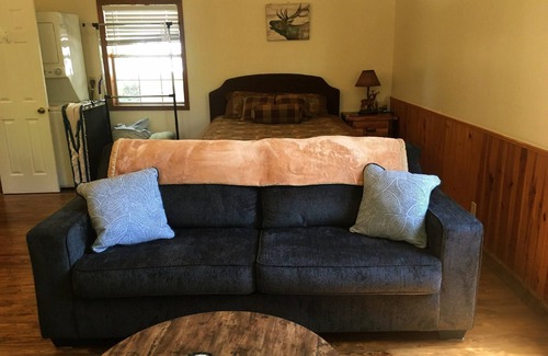 Marshall Cabin | Red Oak Getaway