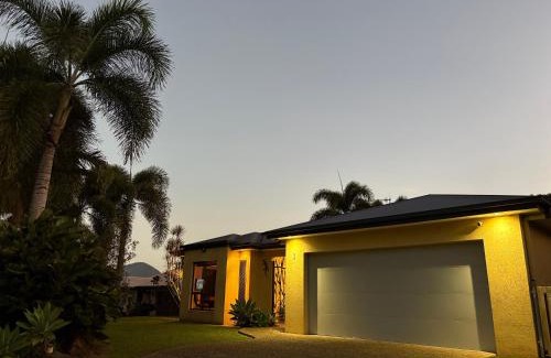 Caravonica House | Red Peak Retreat