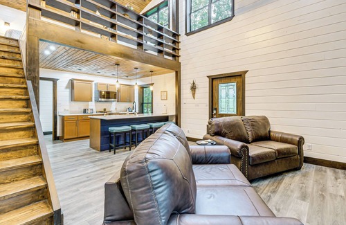 Heidelberg House | Red River Gorge Barndominium: Dog Friendly!