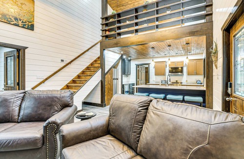 Heidelberg House | Red River Gorge Barndominium: Dog Friendly!