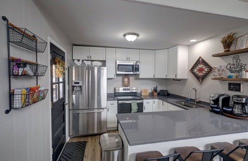 Questa House | Red River Retreat